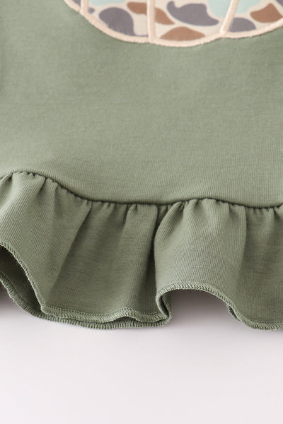 Camouflage print pumpkin applique ruffle bloomer set