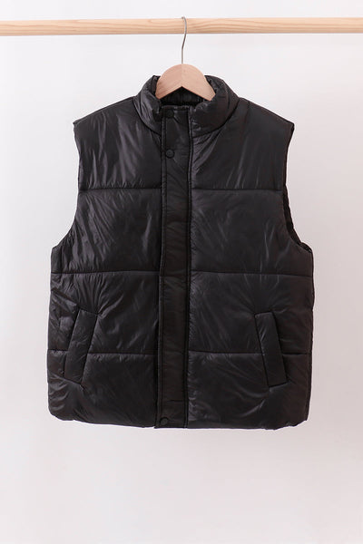 Black mom&me puffer vest