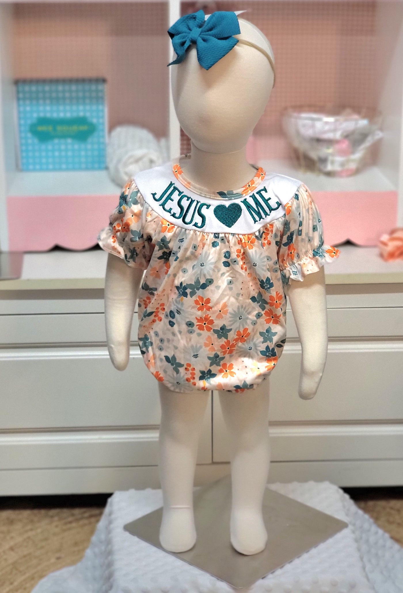 Jesus Loves Me Fall Floral Sister Set