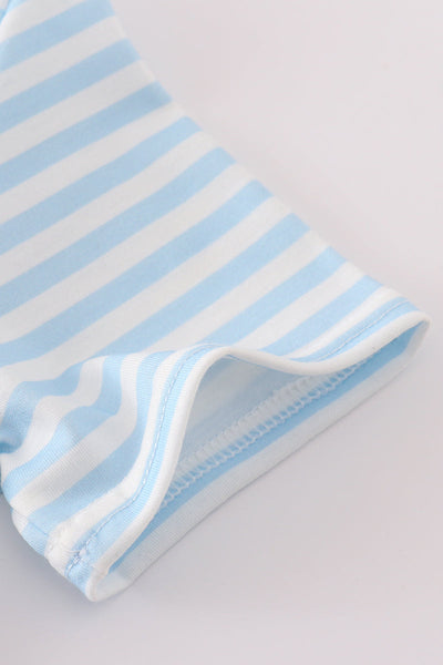 Blue stripe duck embroidery top