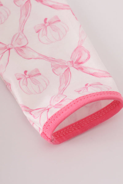 Pink bow tie pumpkin print bubble