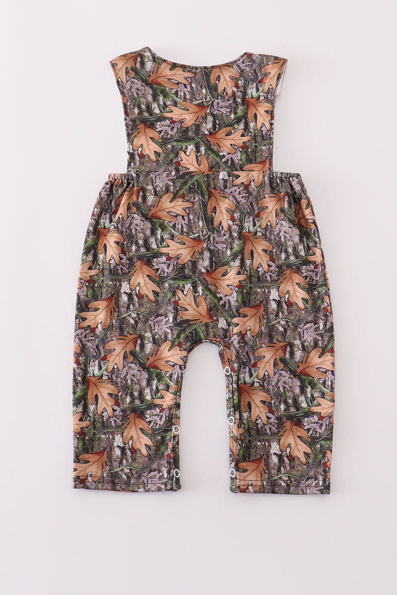 Forest hunting deer embroidery jonjon