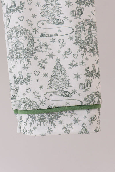 Green christmas tree print pajama set