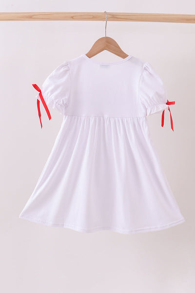White holly embroidery dress